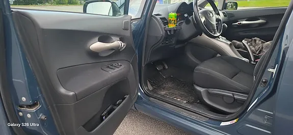 Toyota Auris 2007 photo 3