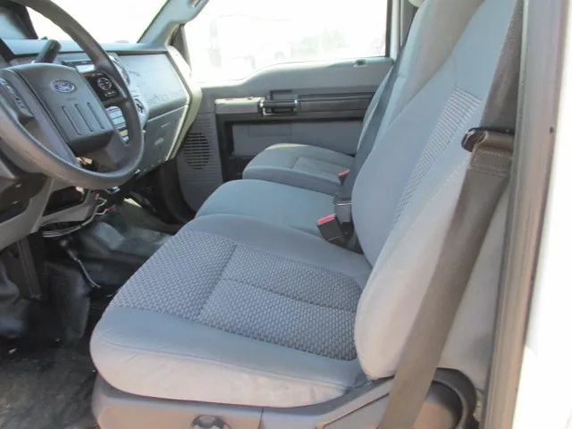 Ford Super Duty F-550 2016 photo 5