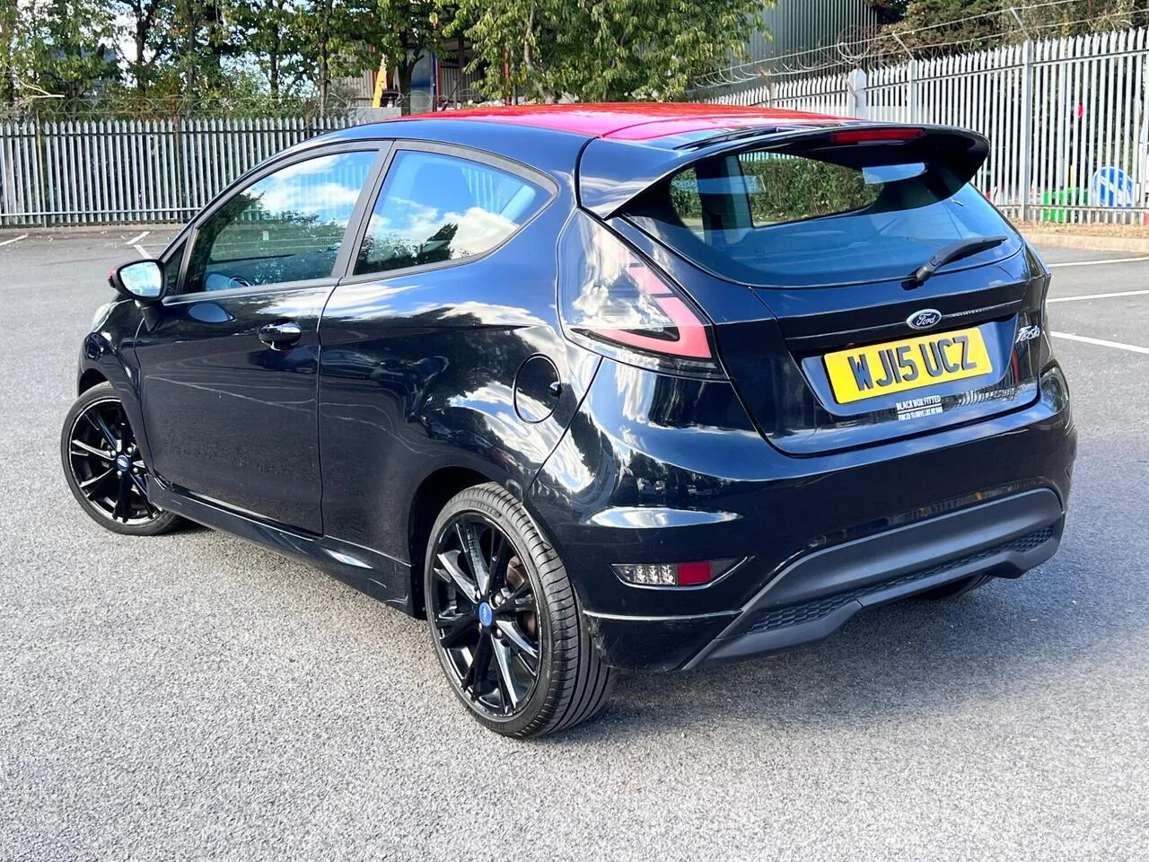 Ford Fiesta 2015 photo 4