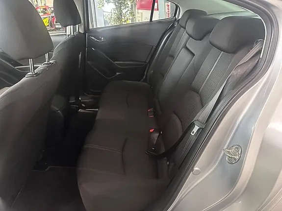 Mazda 3 2018 photo 5