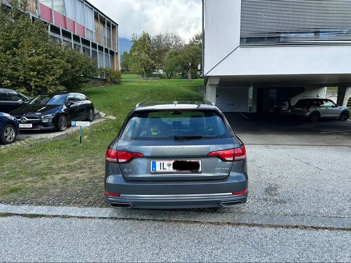 Audi A4 2019 photo 3