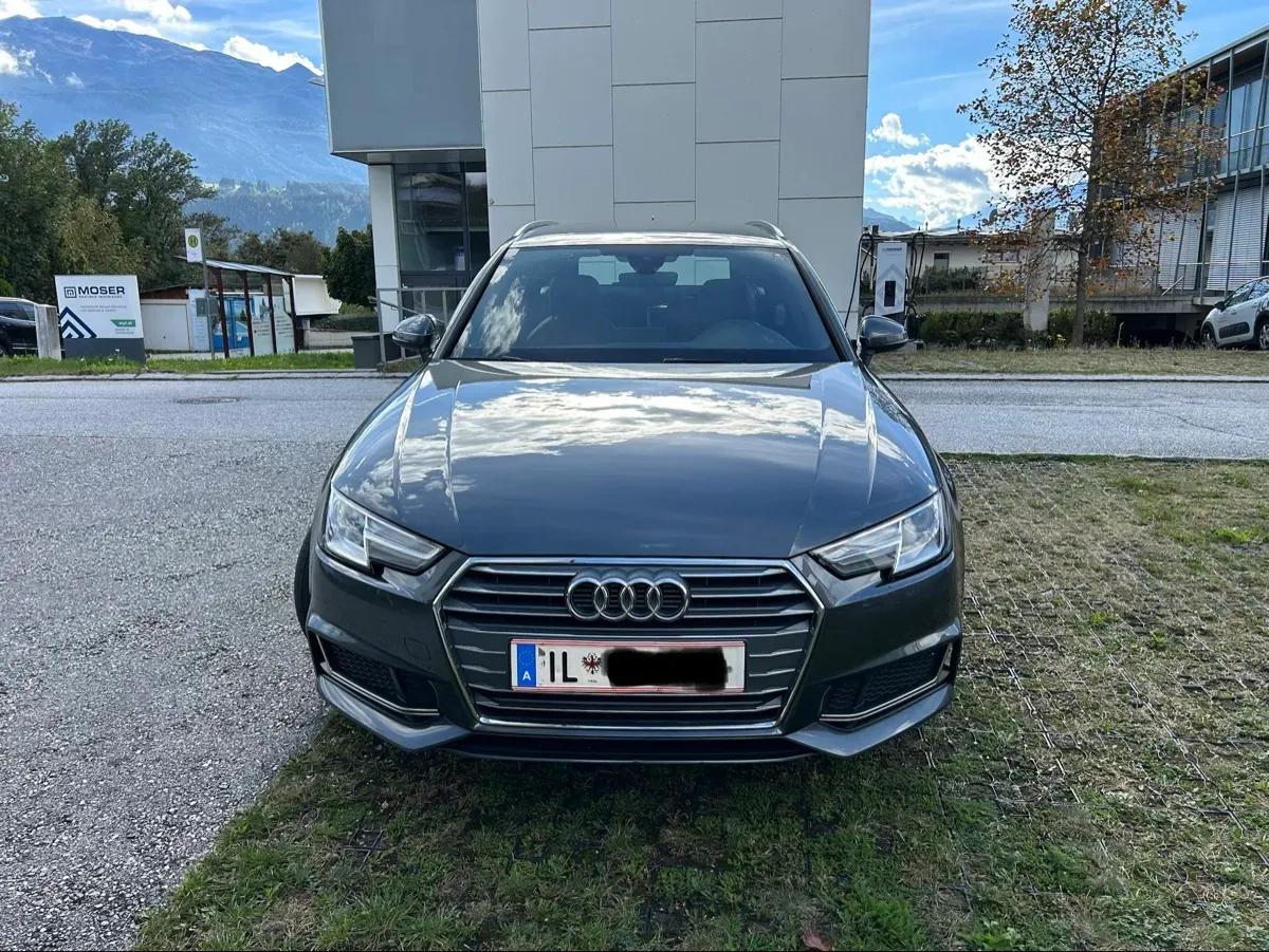 Audi A4 2019 photo 2
