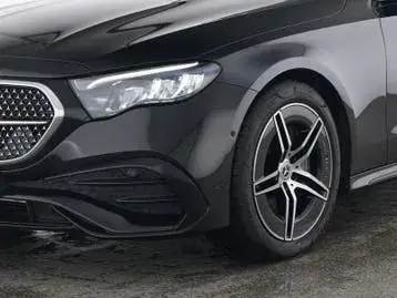 Mercedes-Benz E-Class 2025 photo 3