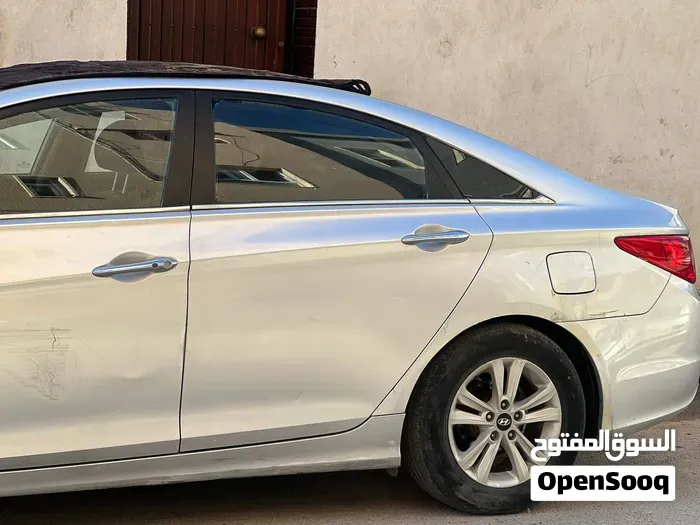 Hyundai Sonata 2012 photo 4
