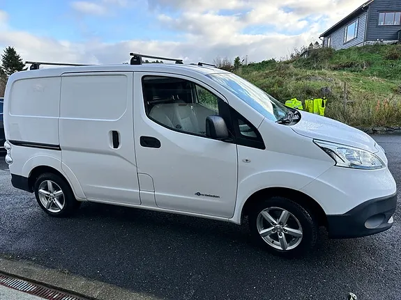 Nissan E-Nv200 2014 photo 2