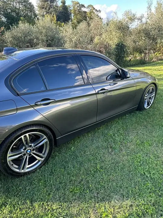 BMW 318D 2012 photo 5