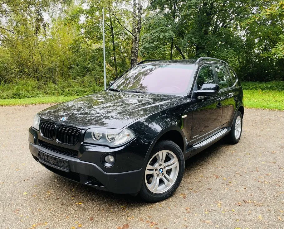 BMW X3 2010 photo 2