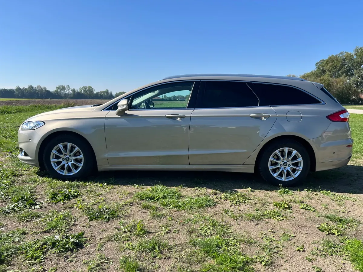 Ford Mondeo 2016 photo 2