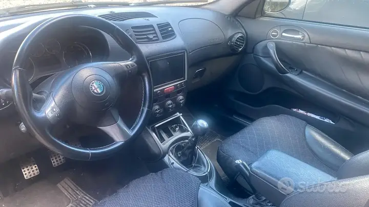 Alfa Romeo Gt 2008 photo 5