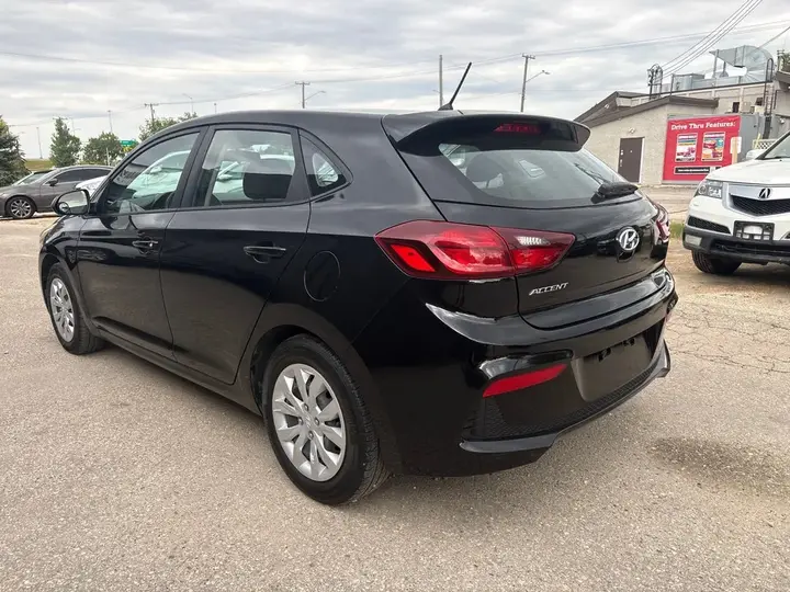 Hyundai Accent 2019 photo 3