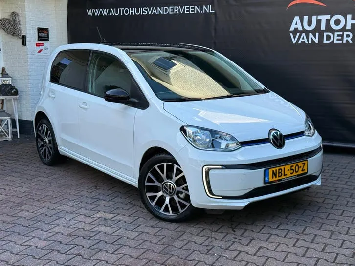 Volkswagen Up 2021 photo 2