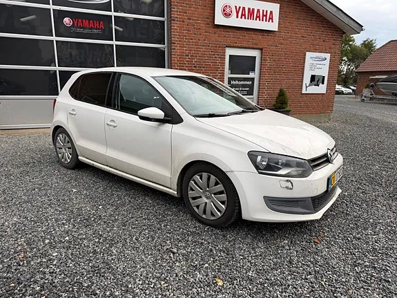 Volkswagen Polo 2011 photo 2