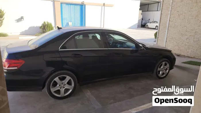 Mercedes-Benz E-Class 2014 photo 2