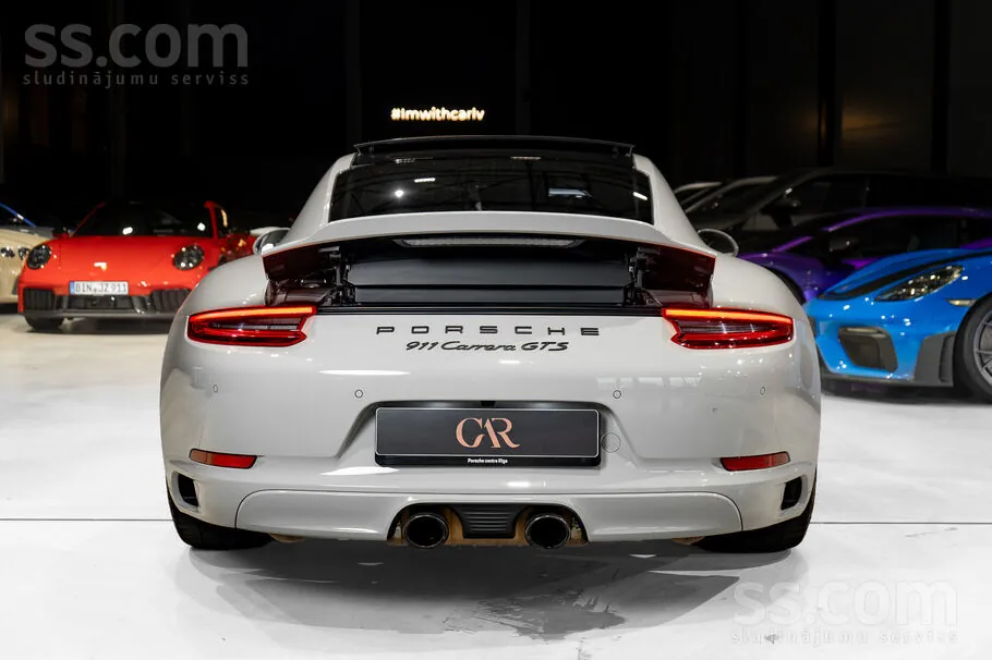 Porsche 911 2018 photo 5