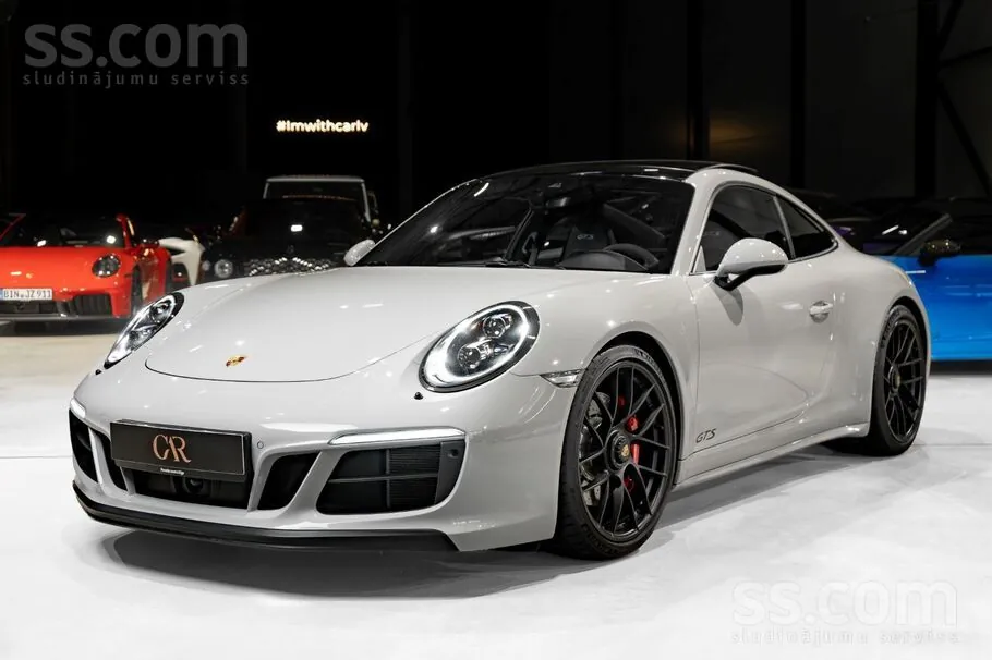 Porsche 911