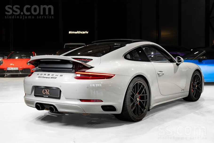 Porsche 911 2018 photo 4