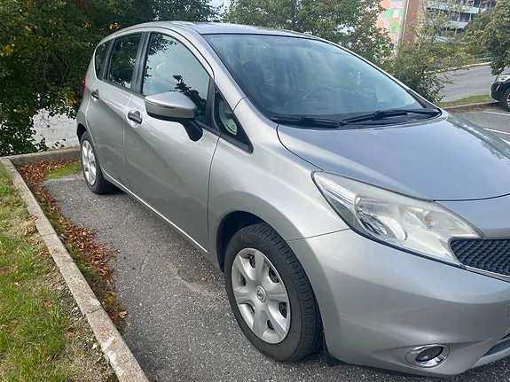 Nissan Note 2014 photo 2