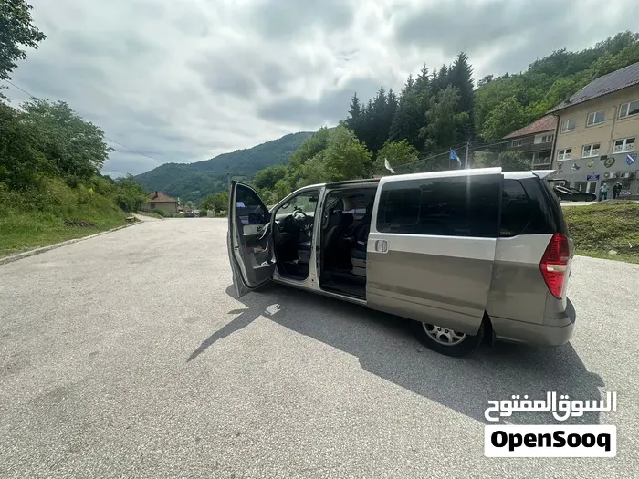 Hyundai H1