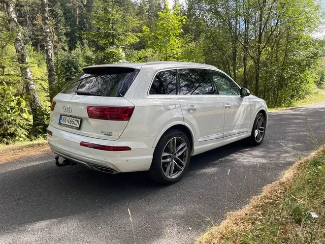 Audi Q7 2019 photo 3