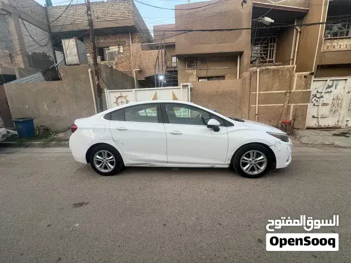 Chevrolet Cruze 2017 photo 2