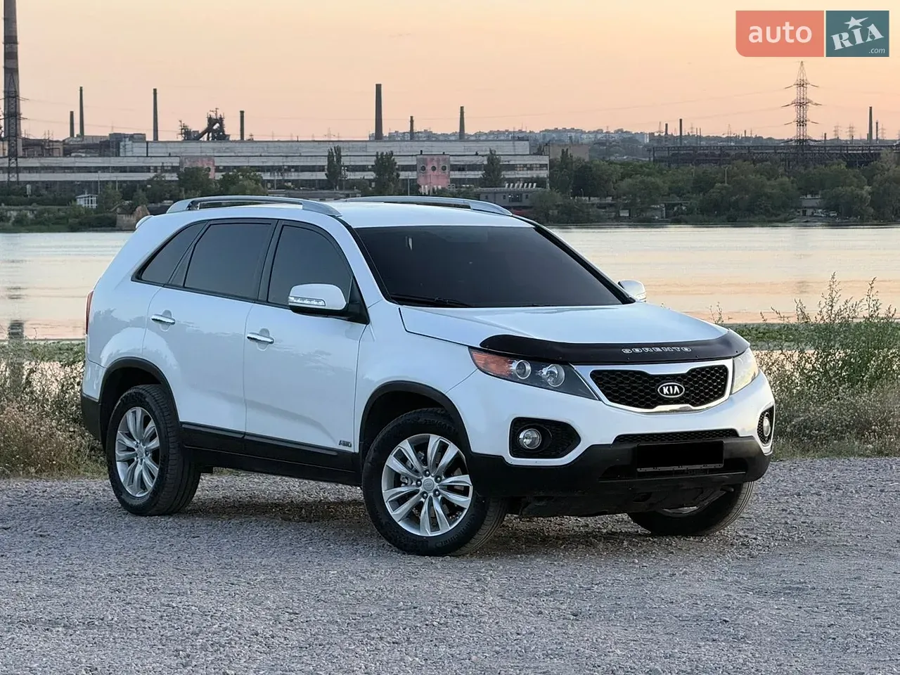 Kia Sorento 2011 photo 2