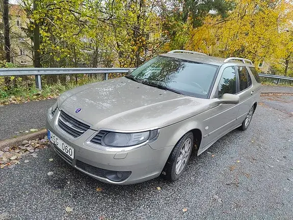 Saab 9-5 2009 photo 2