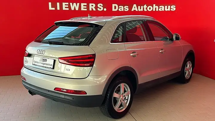 Audi Q3 2014 photo 3