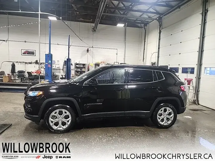 Jeep Compass 2024 photo 2