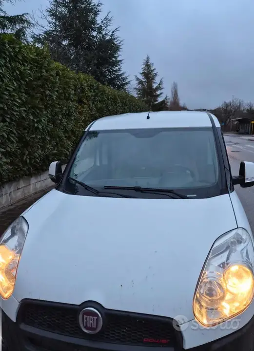 Fiat Doblo 2014 photo 2
