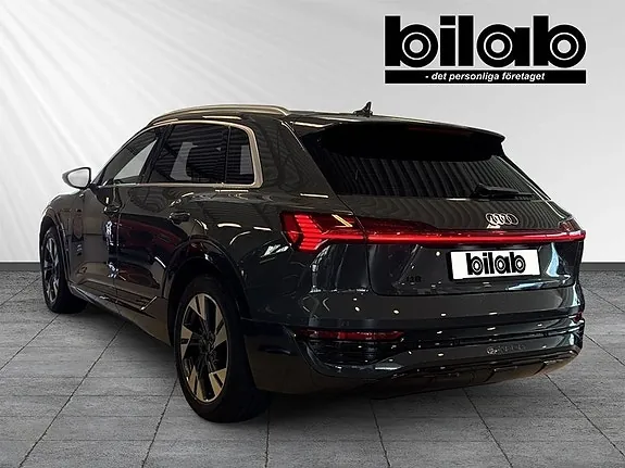 Audi Q8 E-Tron 2024 photo 3