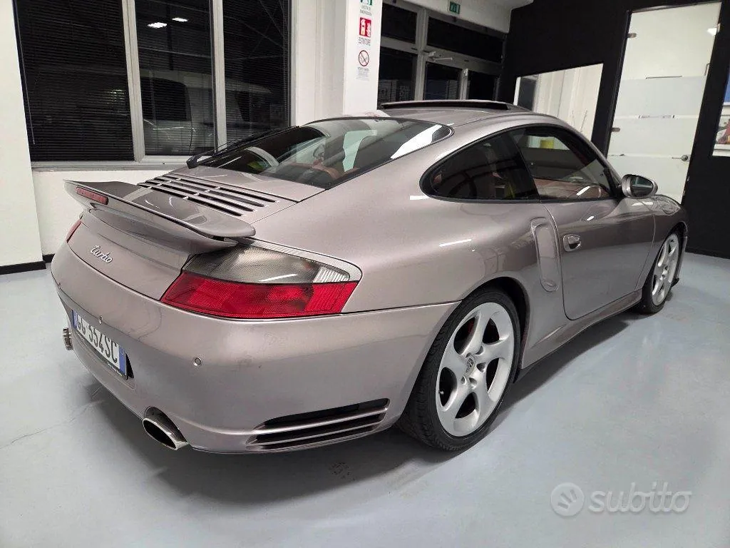 Porsche 911 2002 photo 4