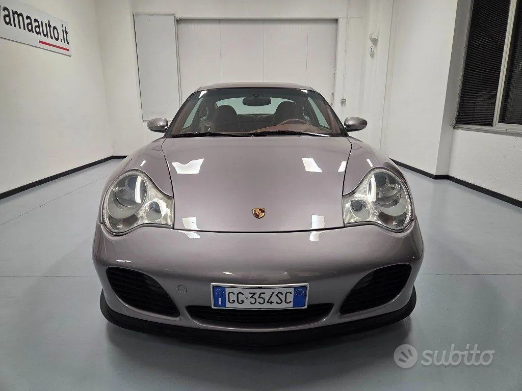 Porsche 911 2002 photo 2