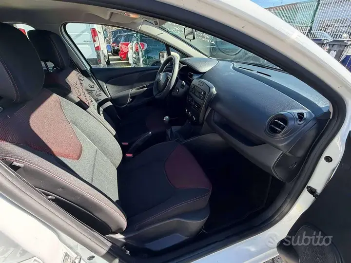 Renault Clio Iv 2014 photo 3