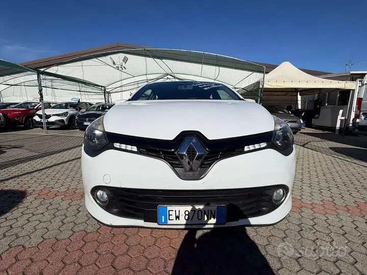 Renault Clio Iv 2014 photo 2