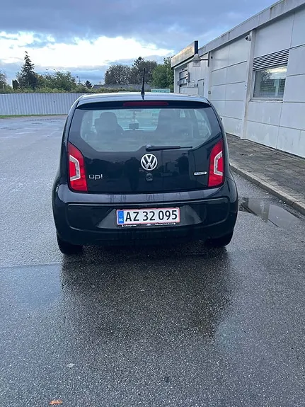 Volkswagen Up 2016 photo 4