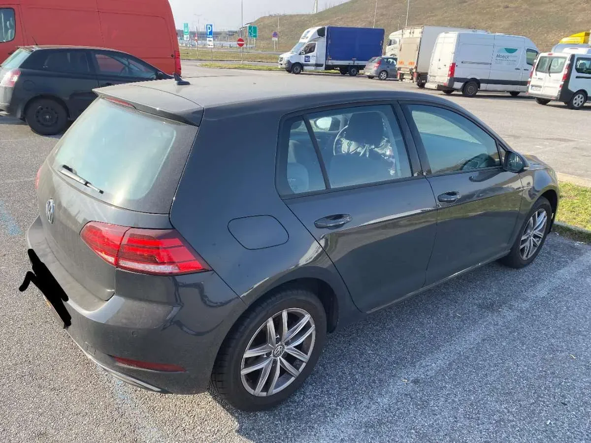 Volkswagen Golf 2019 photo 3