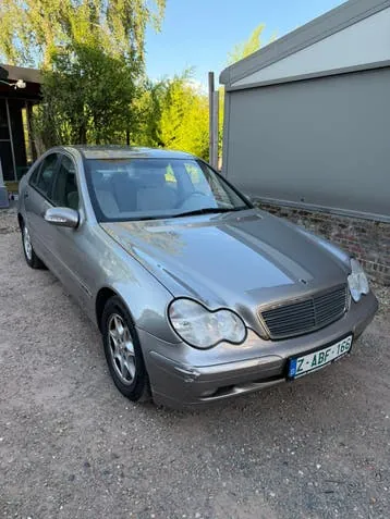 Mercedes-Benz C-Class 2002 photo 3