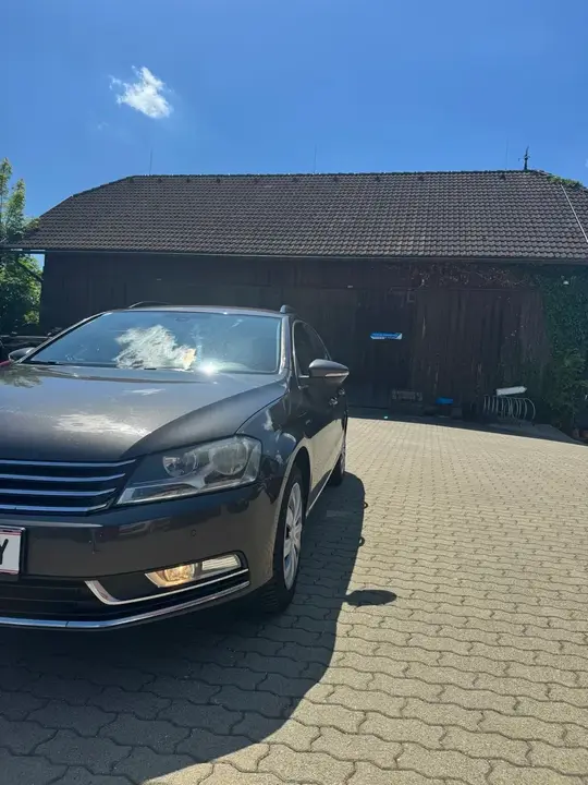 Volkswagen Passat 2013 photo 2