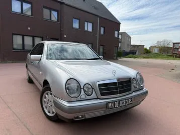 Mercedes-Benz E240 Elegance