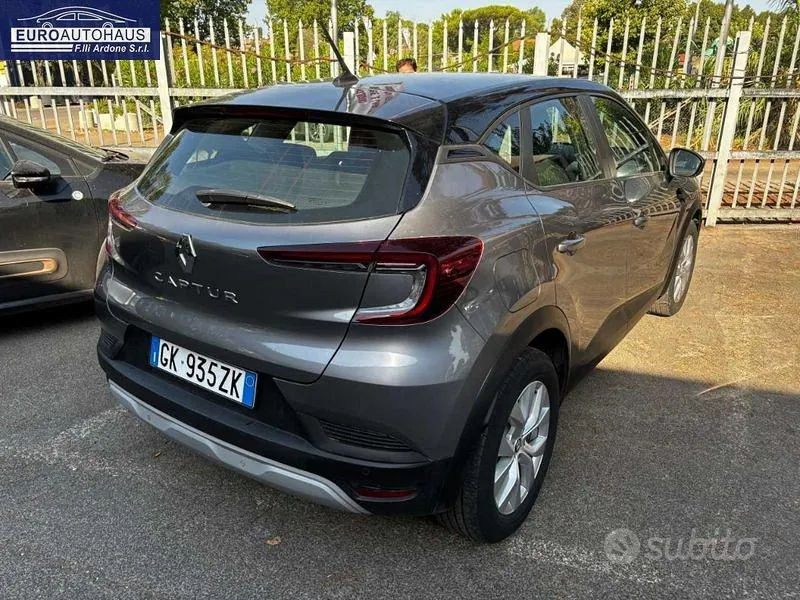Renault Captur 2022 photo 4