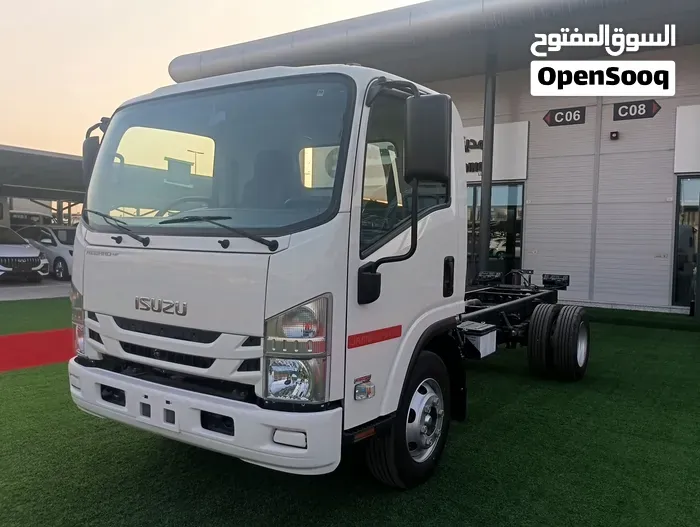 Isuzu Other 2026 photo 2