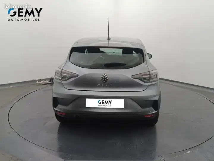 Renault Clio 2025 photo 5