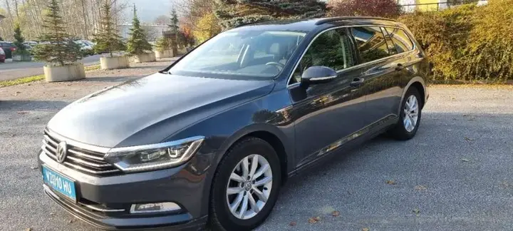 Volkswagen Passat 2018 photo 2