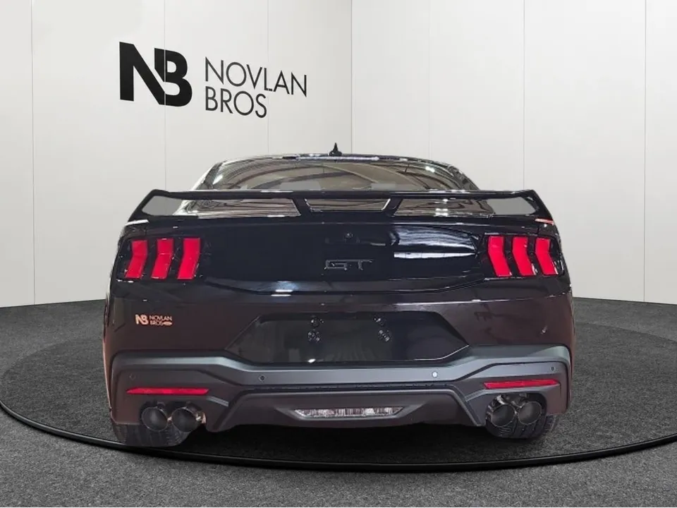 Ford Mustang 2026 photo 5