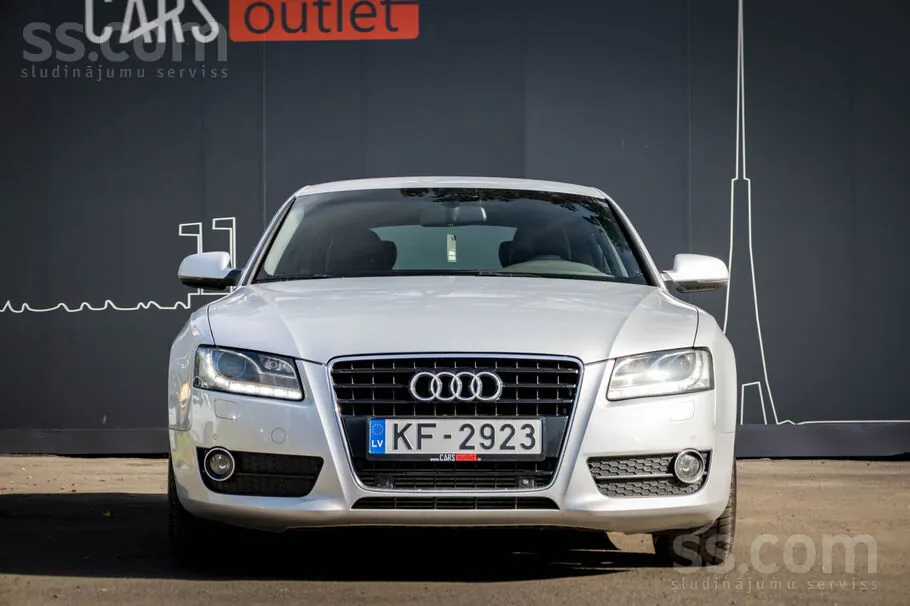Audi A5 2010 photo 2