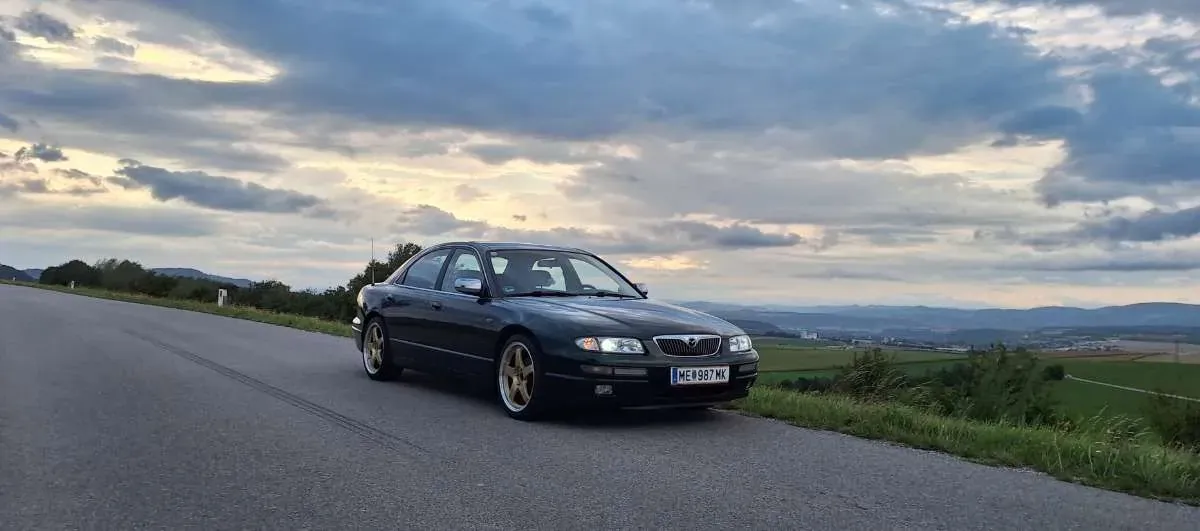 Mazda Xedos 9
