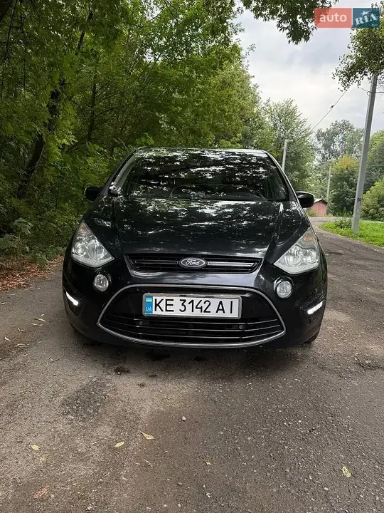 Ford S-Max