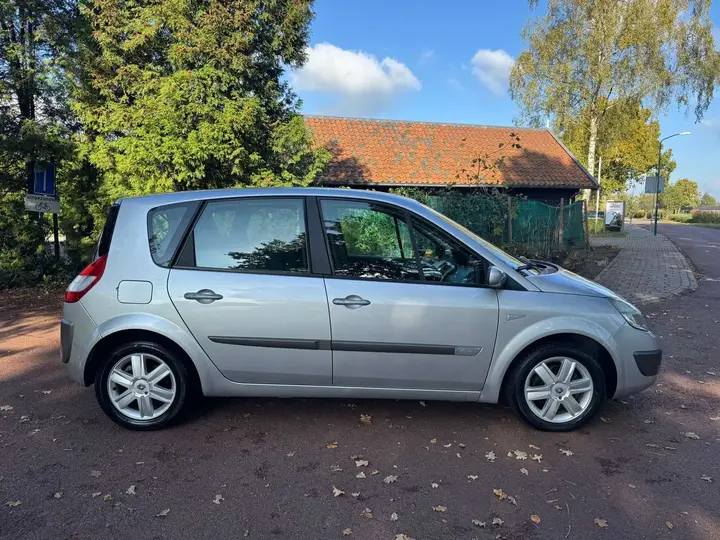 Renault Scenic 2006 photo 4