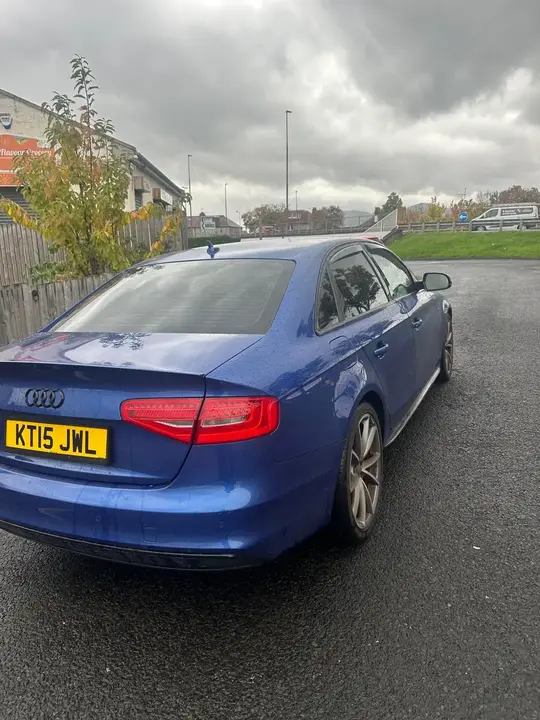 Audi A4 2015 photo 4