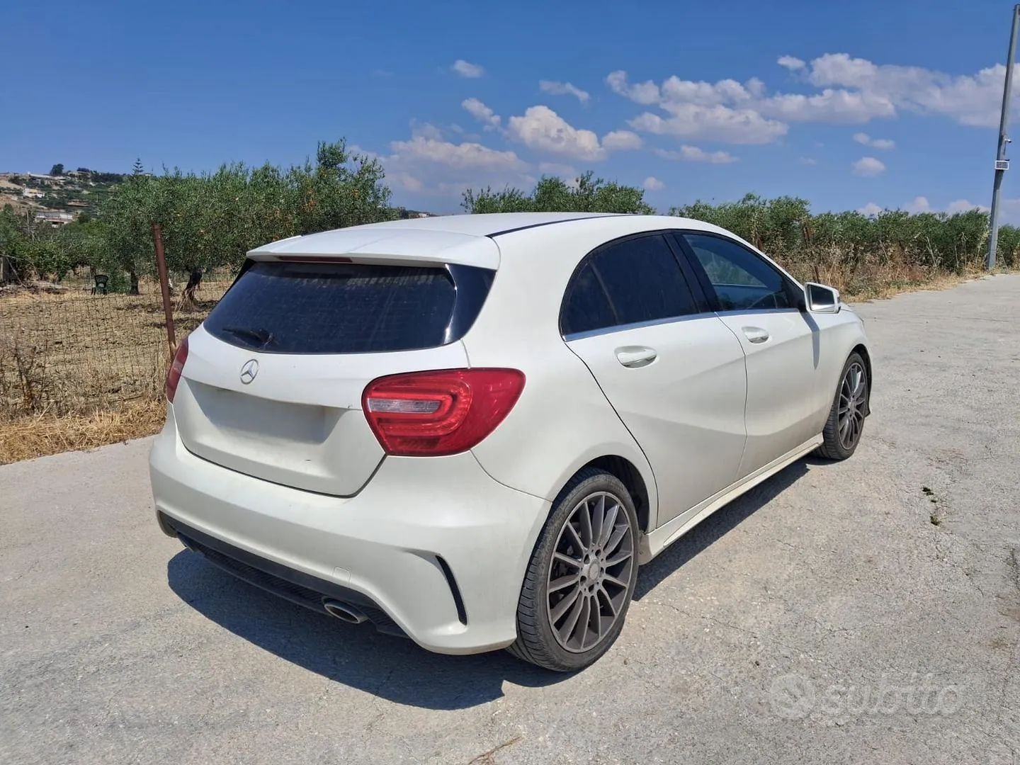 Mercedes-Benz A-Class 2015 photo 4